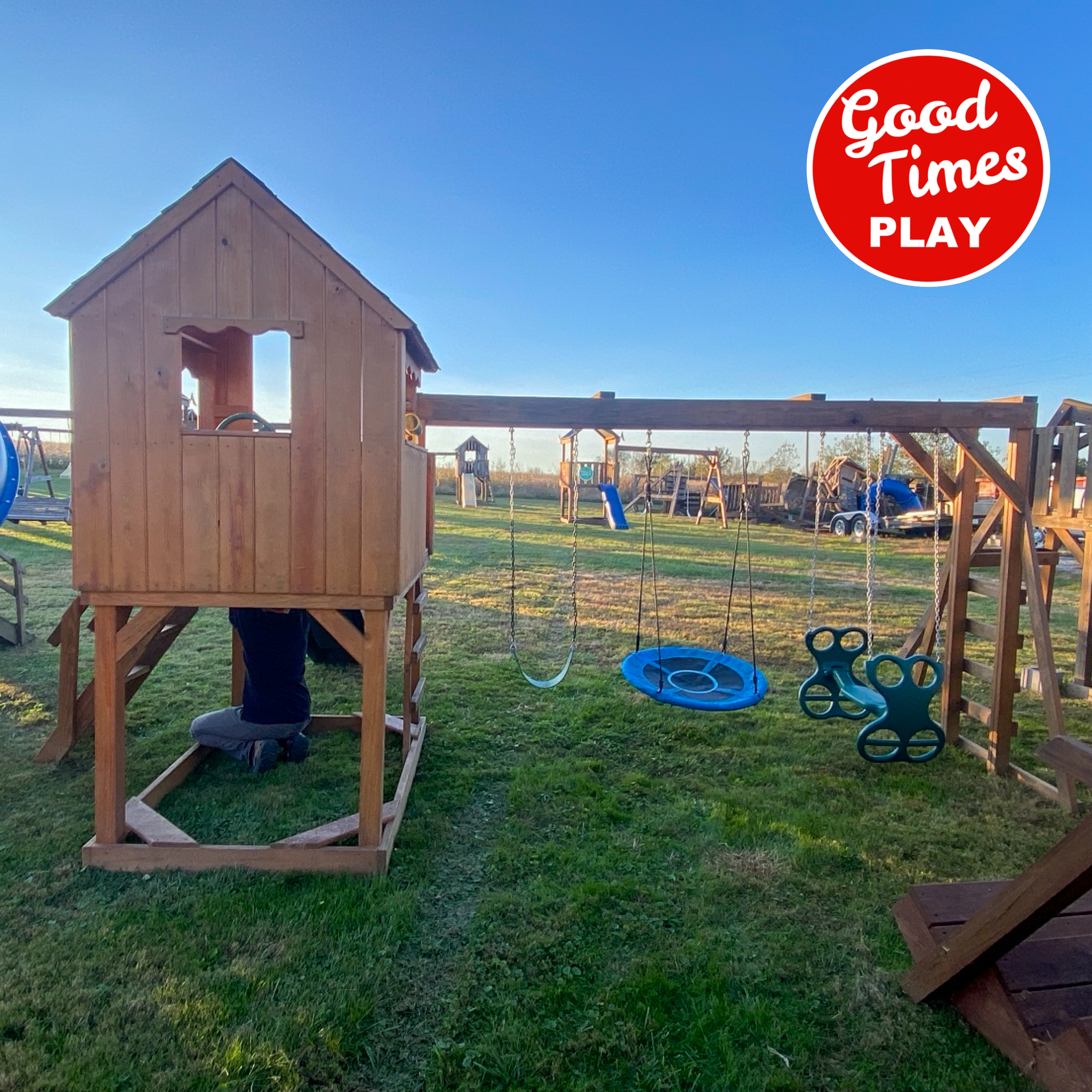 PRE-OWNED "Dixie Flyer" 4 ft Deck Height, Custom - Image 4