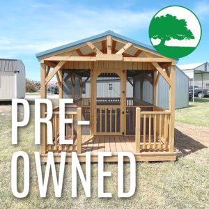 PRE-OWNED 10' x 16' "Fernwood Oasis w/ Screen" Pavilion